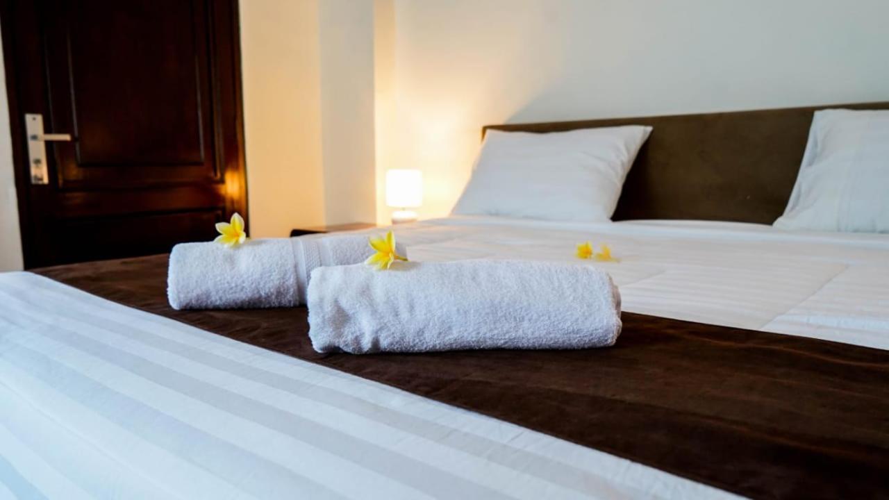 Hotel Pondok Putri Batukaras Extérieur photo