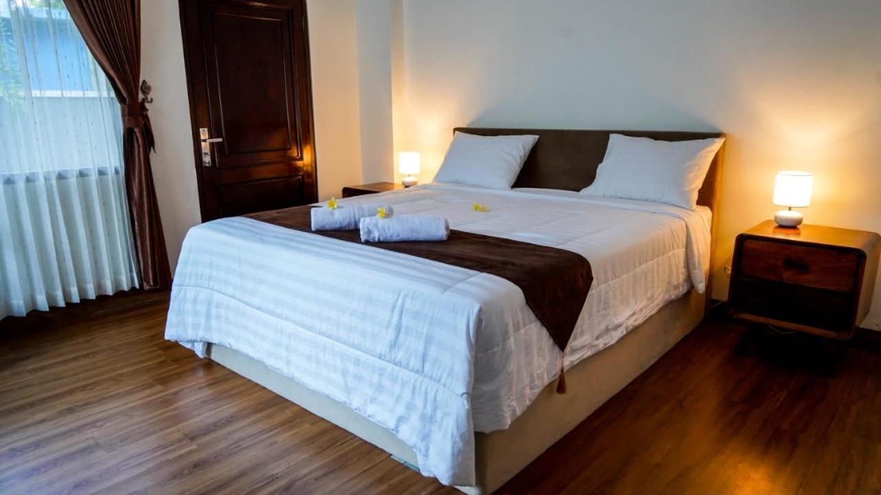 Hotel Pondok Putri Batukaras Extérieur photo