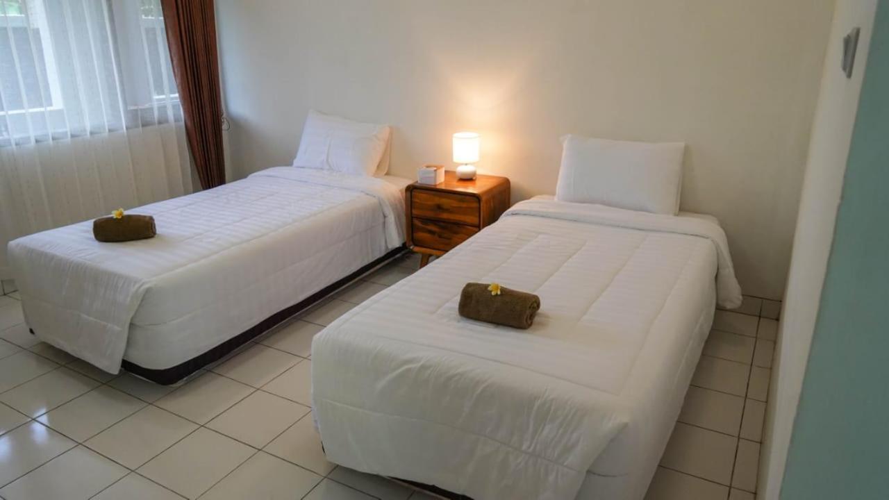 Hotel Pondok Putri Batukaras Extérieur photo