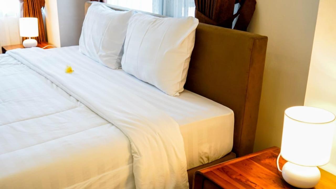 Hotel Pondok Putri Batukaras Extérieur photo