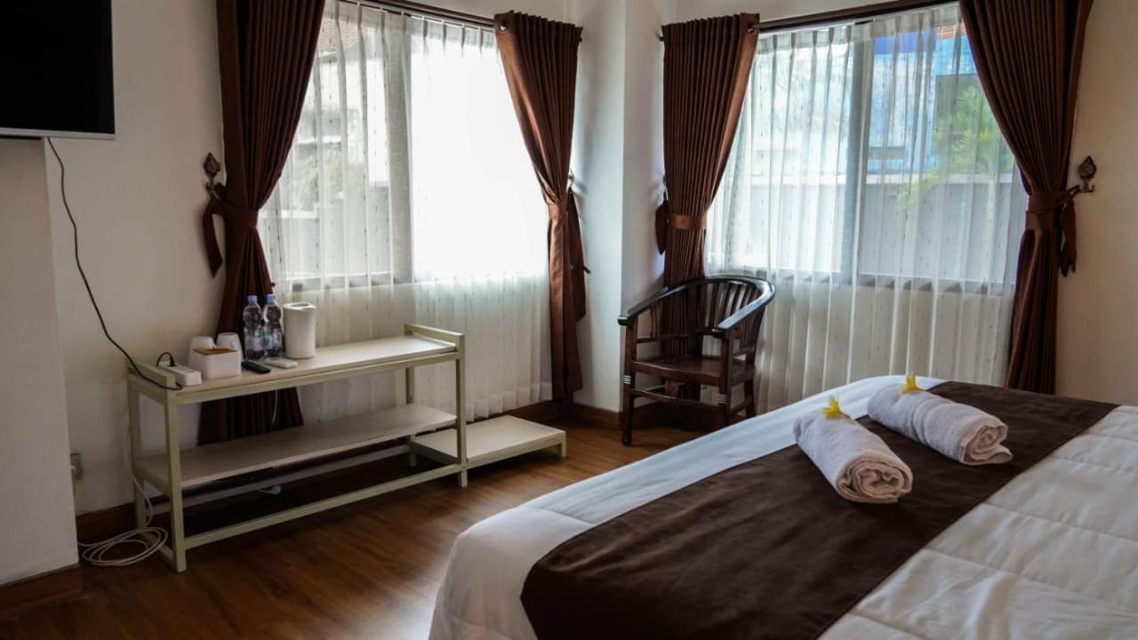 Hotel Pondok Putri Batukaras Extérieur photo